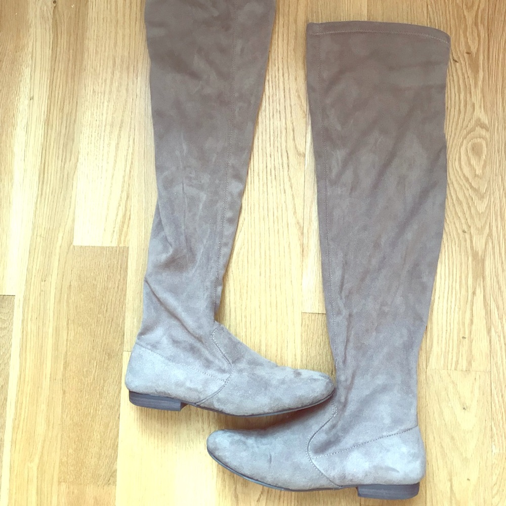 Over the knee boots